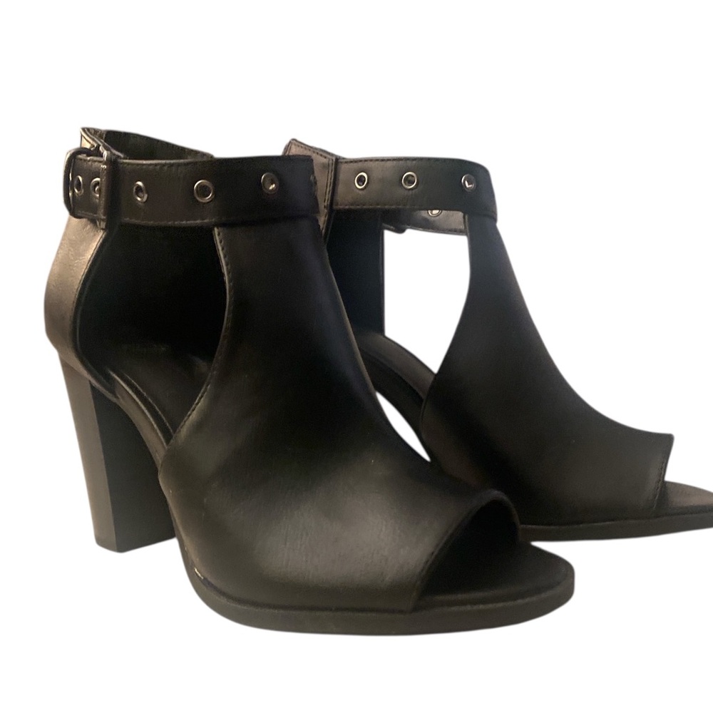 Simply Vera Vera Wang Black Heeled Sandals 6M NIB